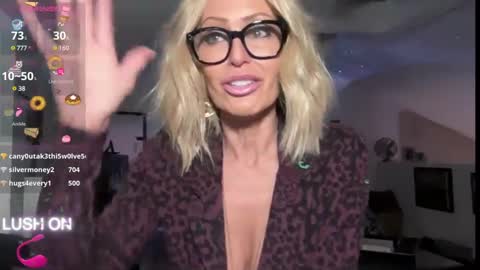 VelvetBarbie online show from 01-08-25, 03:08