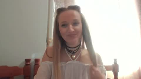 velvetintuition online show from 04-25-26, 10:51