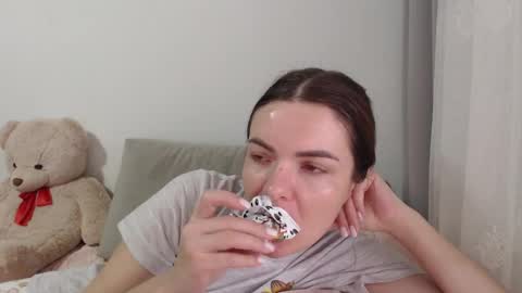 velvetmoon123 online show from 12-14-25, 09:47