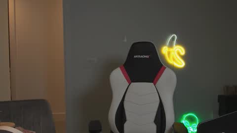 VelvetTGirl online show from 03-07-26, 03:58