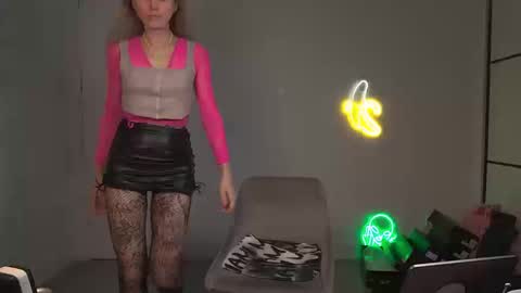 VelvetTGirl online show from 03-19-26, 09:30