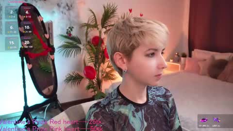 CLEOshort hair  TIna long hair  online show from 02-14-25, 04:31