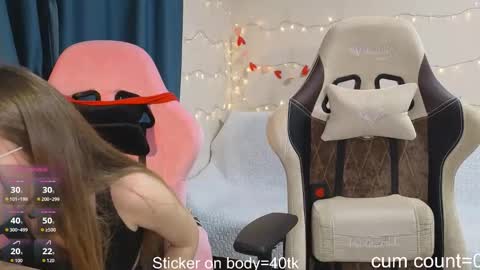 CLEOshort hair  TIna long hair  online show from 11-19-25, 04:51