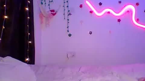 COCO XOXO online show from 09-30-25, 03:33