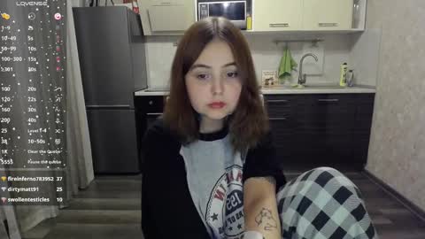 Snapshot of vendymories chatting on 02-03-25, 12:47 eva 3 online show from 02-03-25, 12:47