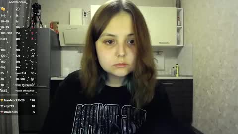 Snapshot of vendymories chatting on 02-05-25, 01:15 eva 3 online show from 02-05-25, 01:15