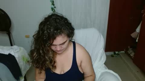 Snapshot of venecasexy44 chatting on 04-28-26, 09:47 venecasexy44 online show from 04-28-26, 09:47