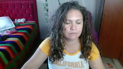 Snapshot of venecasexy44 chatting on 05-19-26, 09:54 venecasexy44 online show from 05-19-26, 09:54