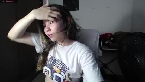 Venelope 3 online show from 03-07-25, 10:54