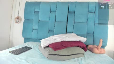 Snapshot of venezolana_caro chatting on 06-28-26, 12:11 venezolana_caro online show from 06-28-26, 12:11
