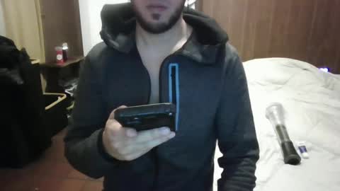 Snapshot of venezuelan420 chatting on 01-22-25, 02:37 venezuelan420 online show from 01-22-25, 02:37