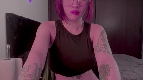 Lanna   online show from 11-12-25, 11:54