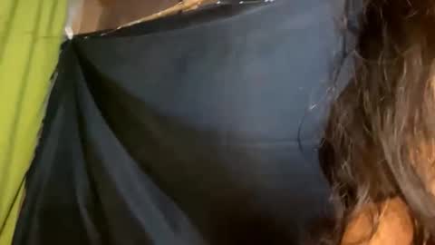 Amelia online show from 01-16-26, 07:01