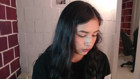 Snapshot of venus_megan chatting on 02-22-25, 12:38 emily independent account MY conextion 1100 GTM to 17hr GTM online show from 02-22-25, 12:38