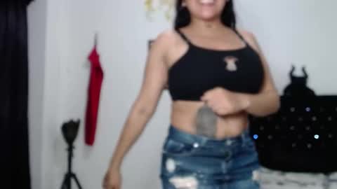 venus_menoza online show from 11-22-25, 01:43