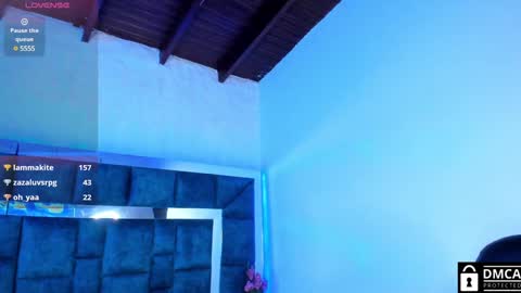 Snapshot of venus_velez chatting on 02-04-25, 03:57 Venus online show from 02-04-25, 03:57