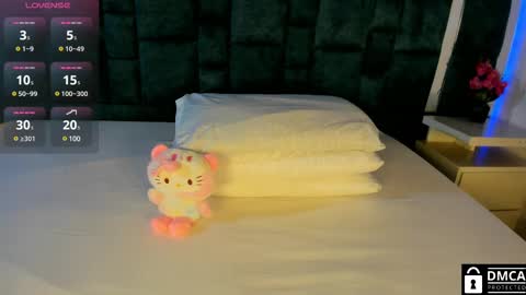 Snapshot of venus_velez chatting on 03-05-25, 11:28 Venus online show from 03-05-25, 11:28