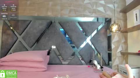 Snapshot of venus_velez chatting on 10-20-25, 12:27 Venus online show from 10-20-25, 12:27