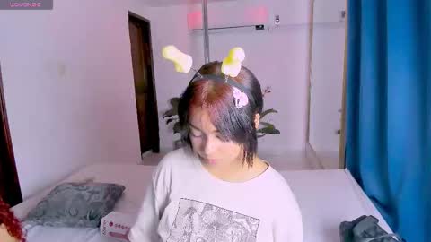 venus_velvet online show from 09-15-25, 07:19