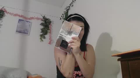 Snapshot of venusastar chatting on 05-07-26, 04:34 Miss Venus online show from 05-07-26, 04:34