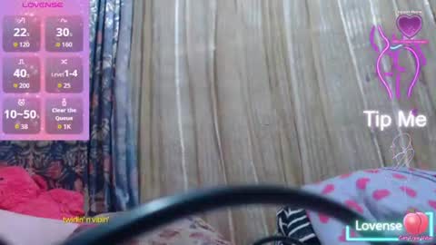 Snapshot of venuslovelatina chatting on 07-08-26, 01:04 venuslovelatina online show from 07-08-26, 01:04