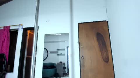 Snapshot of venuss_03 chatting on 07-04-26, 03:35 venuss_03 online show from 07-04-26, 03:35
