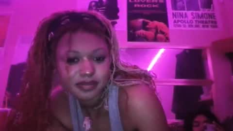 Snapshot of venusthestar chatting on 03-09-26, 05:11 Venus the Star online show from 03-09-26, 05:11