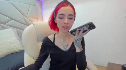 Snapshot of venusxneo chatting on 09-19-25, 08:20 venusxneo online show from 09-19-25, 08:20