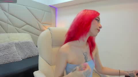 Snapshot of venusxneo chatting on 10-14-25, 08:09 venusxneo online show from 10-14-25, 08:09