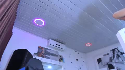 ---Venuz--- online show from 02-23-25, 07:55