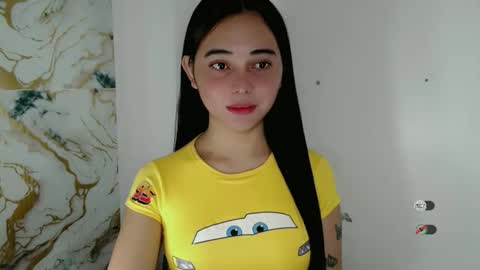 Snapshot of veola_sexy chatting on 03-23-26, 10:47 veola_sexy online show from 03-23-26, 10:47