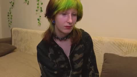 Snapshot of veolatownson chatting on 09-13-25, 07:13 Erica online show from 09-13-25, 07:13