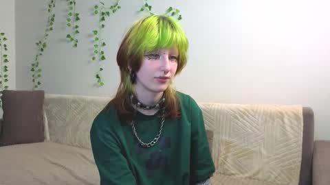 Snapshot of veolatownson chatting on 09-23-25, 08:23 Erica online show from 09-23-25, 08:23