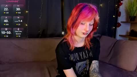 Erica online show from 03-06-26, 08:27