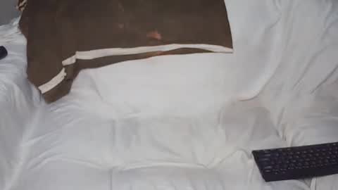 Snapshot of vera_bliss21 chatting on 05-25-26, 10:27 vera_bliss21 online show from 05-25-26, 10:27
