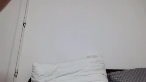 Snapshot of vera_elle chatting on 10-18-25, 08:31 Vera online show from 10-18-25, 08:31