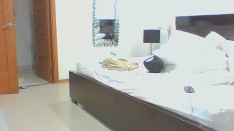 vergagolosa22 online show from 10-13-25, 08:36