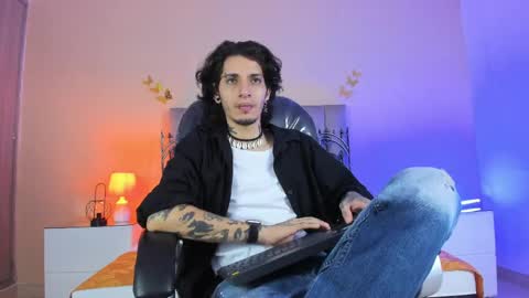 Snapshot of vergil_noir chatting on 05-15-26, 03:46 vergil_noir online show from 05-15-26, 03:46