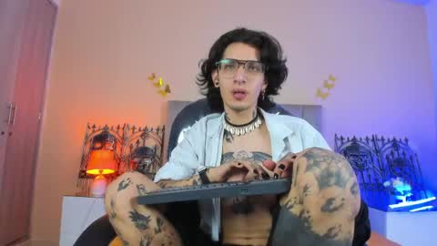 Snapshot of vergil_noir chatting on 05-16-26, 04:53 vergil_noir online show from 05-16-26, 04:53