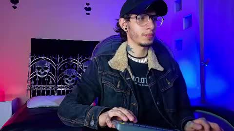 Snapshot of vergil_noir chatting on 06-21-26, 03:53 vergil_noir online show from 06-21-26, 03:53