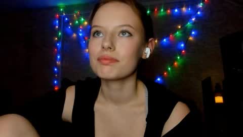 Michelle online show from 01-09-26, 02:42