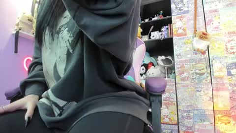 Snapshot of vero_osb chatting on 10-03-25, 11:13 online show from 10-03-25, 11:13