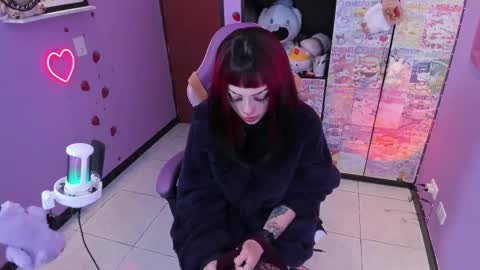 Snapshot of vero_osb chatting on 11-20-25, 12:22 online show from 11-20-25, 12:22