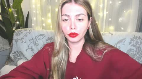 Snapshot of veronarolls chatting on 02-28-26, 10:33 Lolitalolz online show from 02-28-26, 10:33