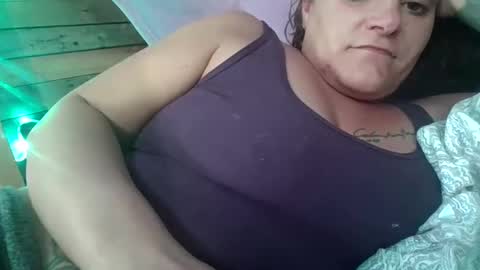 veronica90210 online show from 10-31-25, 08:37