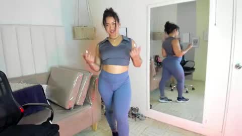 Veronica3  online show from 05-11-26, 03:51