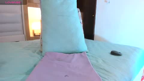 Johovanna online show from 12-30-24, 02:51