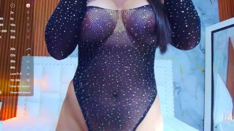 Snapshot of veronica_roose chatting on 02-04-25, 03:36 Veronica online show from 02-04-25, 03:36