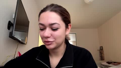 Snapshot of veronicabarker chatting on 03-11-26, 02:12 veronicabarker online show from 03-11-26, 02:12