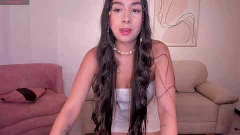 Snapshot of veronicablue1 chatting on 09-12-25, 11:43 Vero online show from 09-12-25, 11:43